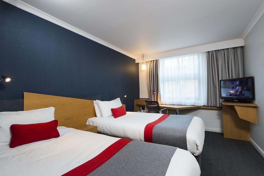 Holiday Inn Express Derby Pride Park By Ihg Exterior foto